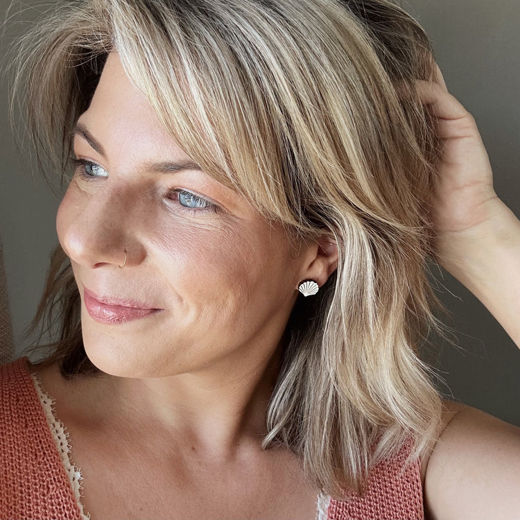 Shell Studs