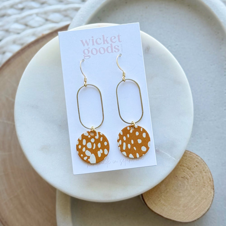 Cinta | Sunlit Lichen