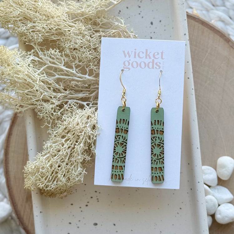 Yaquina Sticks | Meadow