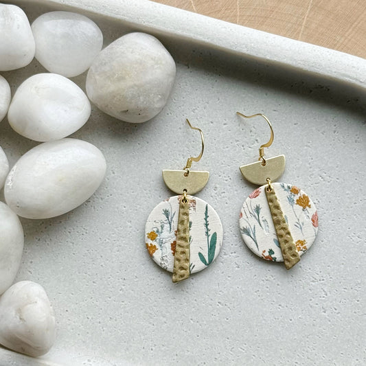 Crest | Pickin’ Wildflowers