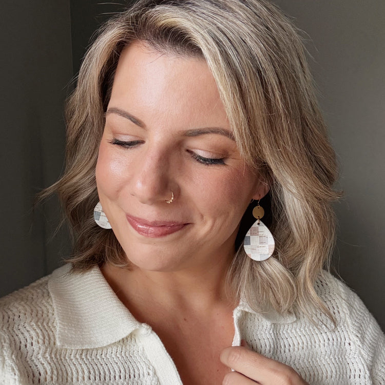 Dew Drop | Modern Check